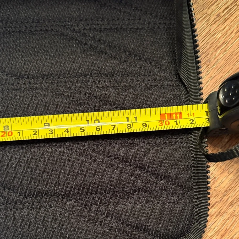 Thule Gauntlet Black Tablet/Computer Case